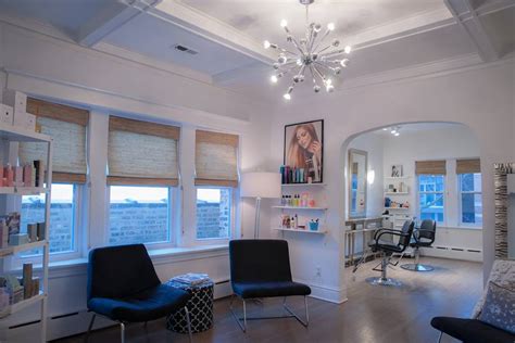 See Inside - Salon Blue