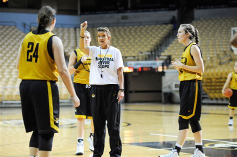 Missouri women's basketball coach enters big season | Sports | columbiamissourian.com