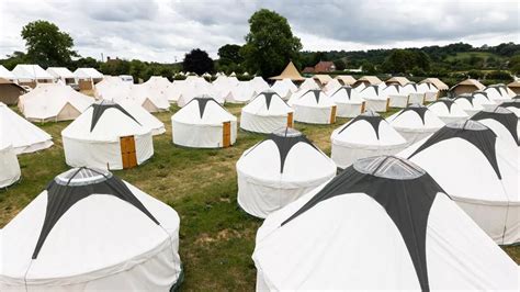 Glastonbury camping site charging £24k for tents with beds, pool and showers - Mirror Online