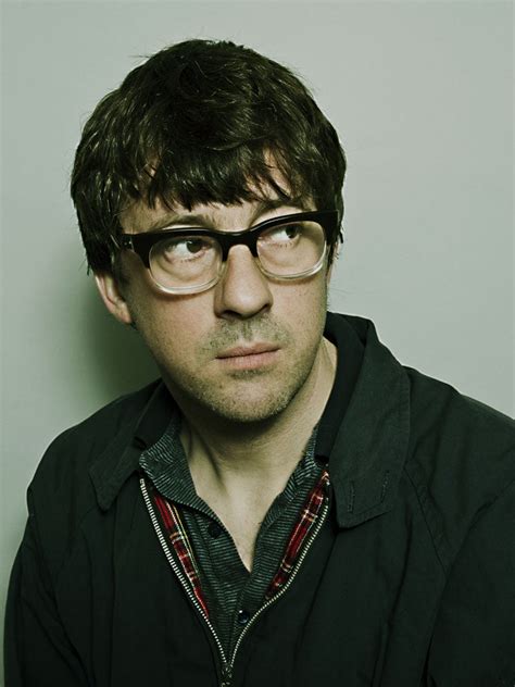 Graham Coxon 2024: dating, net worth, tattoos, smoking & body facts ...