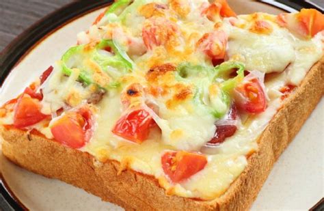 Vegetarian Pizza Toast Recipe | SparkRecipes