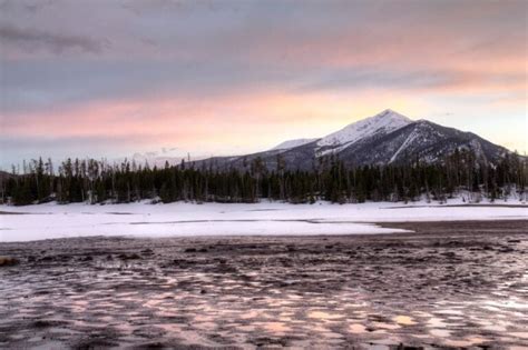 11 Best Winter Hiking Destinations in Colorado - Territory Supply