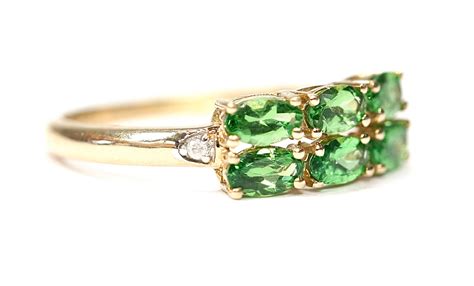 Stunning 9ct gold Tsavorite Garnet & Diamond statement ring - fully hallmarked - size R or US 8 1/2