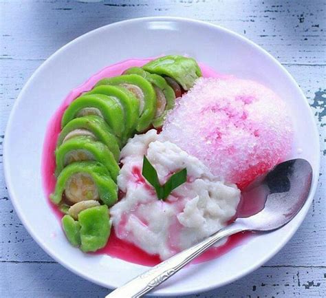 5 Resep Es Pisang Ijo yang Menyegarkan dan Menggugah Selera, Yuk Coba ...