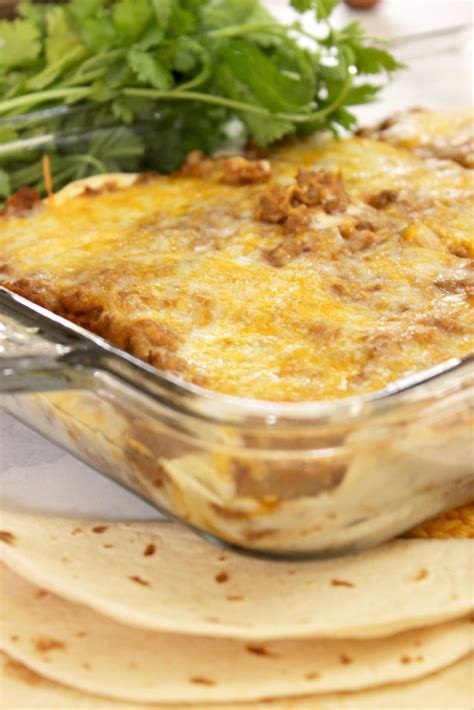 Beef Burrito Casserole Dinner Recipe (2024)