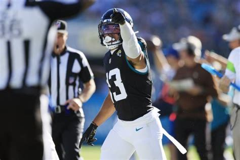 Jacksonville Jaguars leading receiver Christian Kirk exits game with ...