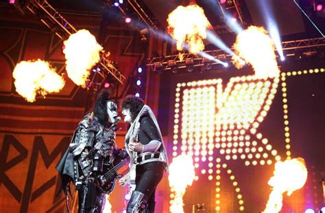 Photos: KISS concert