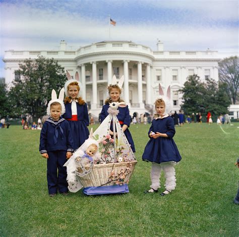 Photos: the White House Easter Egg Roll throughout history | PBS News