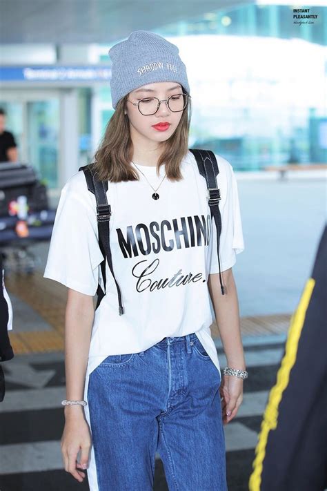 lisa pics ♡ on Twitter | Blackpink fashion, Airport fashion kpop ...