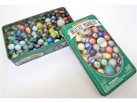 VINTAGE DELUXE MARBLES GAME IN TIN