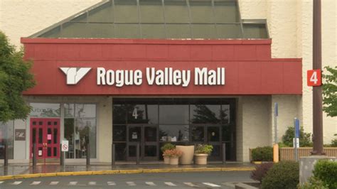 Rogue Valley Mall opened today! Here's what you can expect