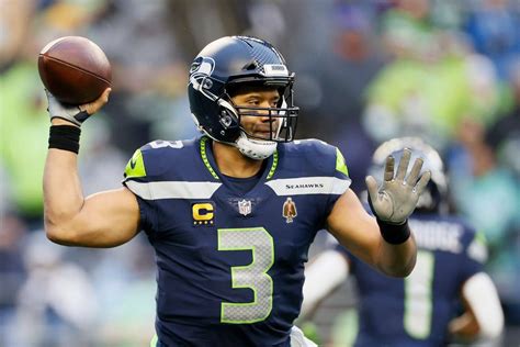 Seahawks, Broncos agree to blockbuster trade sending Russell Wilson to Denver, Drew Lock to ...