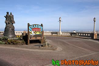 Seaside Oregon Boardwalk Photo