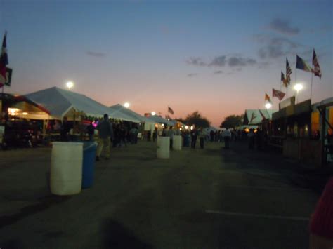 BBQ Cookoff, Rodeo Houston | Houston rodeo, Rodeo time, Places to go