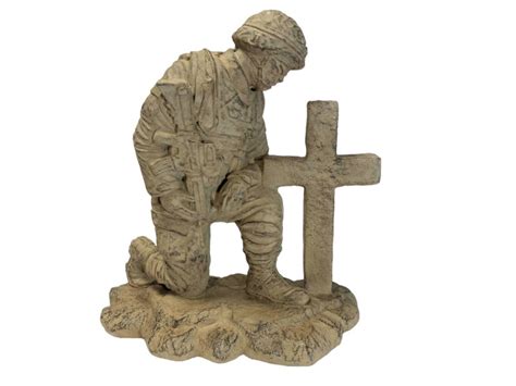 Buy Solid Rock Stoneworks Kneeling Soldier at Cross Stone Statue 22in ...