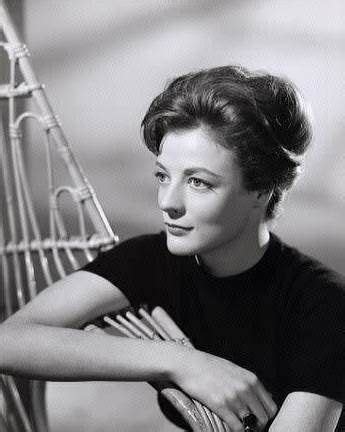 As 25 melhores ideias de Maggie smith young no Pinterest