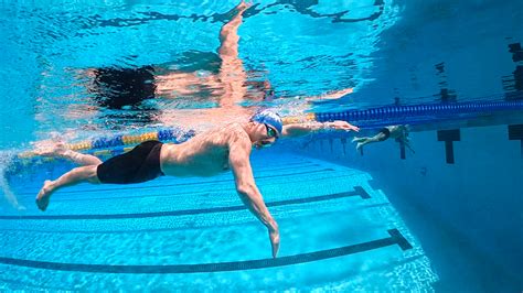 How to Swim Freestyle for Beginners | 5-Step Guide - MySwimPro