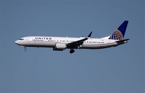 United unveils first Boeing 737 MAX 8 routes, new cabins with in-seat ...