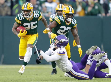 Keisean Nixon is the Packers' new electrifying kickoff returner. Here's ...