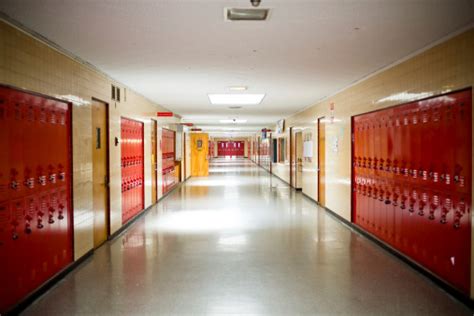 High School Hallway With Lockers Stock Photo - Download Image Now - Entrance Hall, Education ...