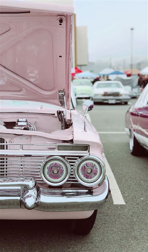 19 Lockscreen Aesthetic Ideas — Pink Vintage Car Lock Screen 1 - Fab ...