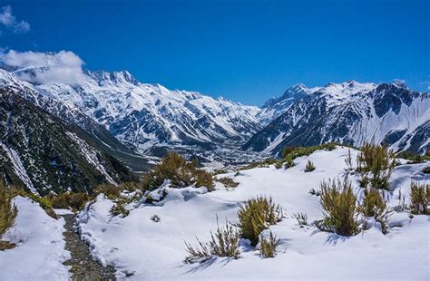 Hiking the Red Tarns Track, Mount Cook National Park | See the South Island NZ Travel Blog