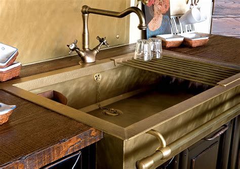 Old-Style Brass Sinks by Restart