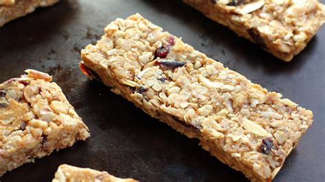 No-Bake Low-Sugar Granola Bar Recipe | Taste of Home