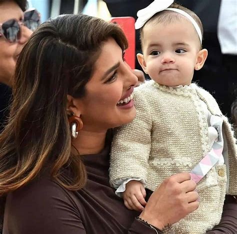 Pic Talk: Priyanka Unveils Daughter's Face To World