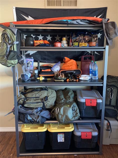 I bought a storage rack to organize my camping gear : CampingGear