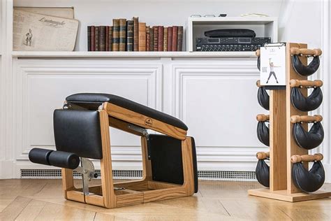 This 3-in-1 exercise bench doubles up as a minimalistic furniture ...