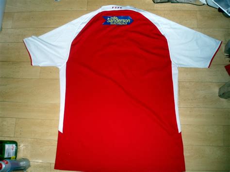 Fleetwood Town 2008-09 Home Kit