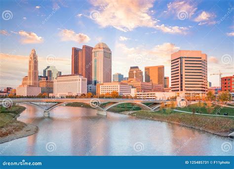 View of Downtown Columbus Ohio Skyline at Sunset Stock Image - Image of panoramic, financial ...