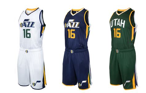 The Utah Jazz’s new sleeved jersey looks like a 90s soccer uniform | For The Win