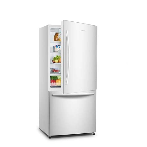 Hisense 31-inch W 17 cu. ft. Bottom Freezer Refrigerator in White ...