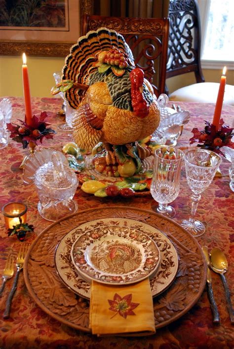 Decorating for Autumn and a Thanksgiving Tablescape