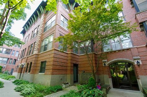 The Chicago Real Estate Local: New for sale! Edgewater Beach duplex-up at 5319 N Kenmore Unit 3A ...