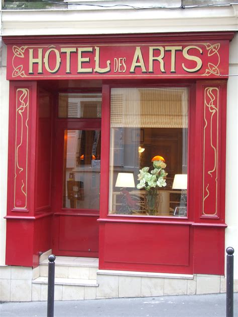 Hotel des Arts, Montmartre | Paris hotels, Romantic hotel, Hotel