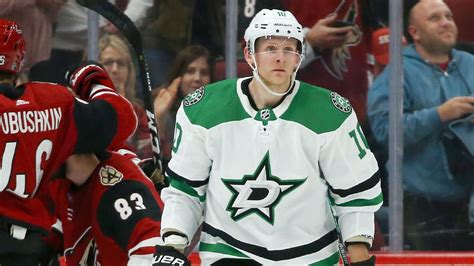 Stars’ Corey Perry to have hearing Friday for elbowing Predators’ Ryan ...