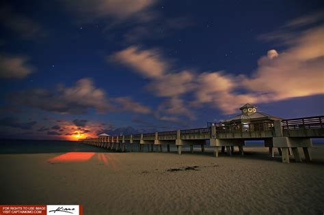 Moon Rise Late Night Over Juno Beach Fishing Pier | HDR Photography by ...