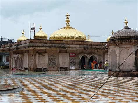 Jwalamukhi Temple Guide | Darshan Timings, Poojas and History