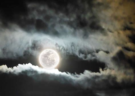 Full Moon in December 2021 - Cold Moon in North & Strawberry Moon in Southern Hemisphere ...