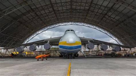 Antonov the largest cargo Flight destroyed after Russian army attack on Ukraine air bases ...