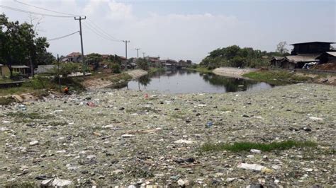 Tiga Sungai yang Tercemar Limbah Pabrik di Kawasan Pendidikan Jatinangor - Tribunjabar.id