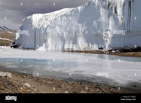 Canada Glacier, Taylor Valley, McMurdo Dry Valleys, Antarctica Stock Photo - Alamy