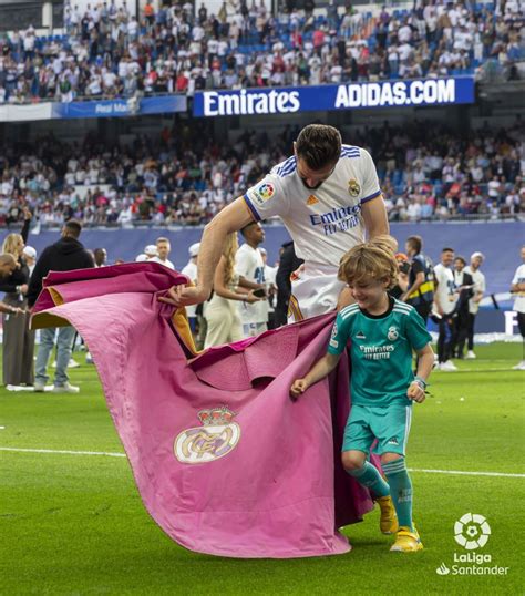 Real Madrid's celebration after winning LaLiga Santander! | LALIGA