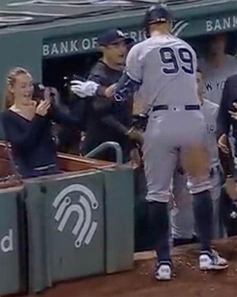 Aaron Judge fan 'in disbelief' after viral high-five freak-out