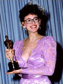 Oscars: Marlee Matlin on her Best Actress win