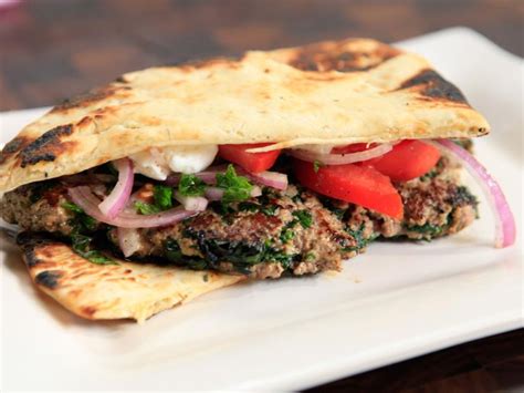 Crispy Curry Cutlet Sandwiches on Naan Bread Recipe | Rachael Ray | Food Network