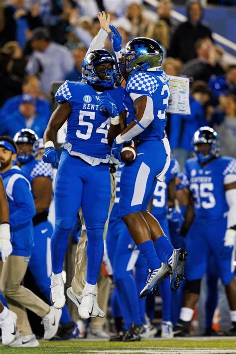 How to watch Kentucky vs Mississippi State football: Kickoff time, TV channel, livestream